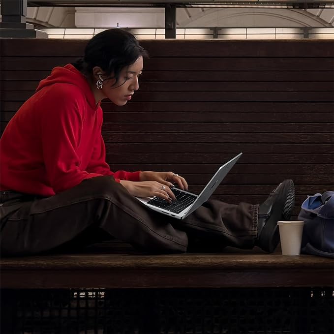 Apple MacBook Pro 14 (M2 Pro): 12-Core CPU, 19-Core GPU, 1TB SSD